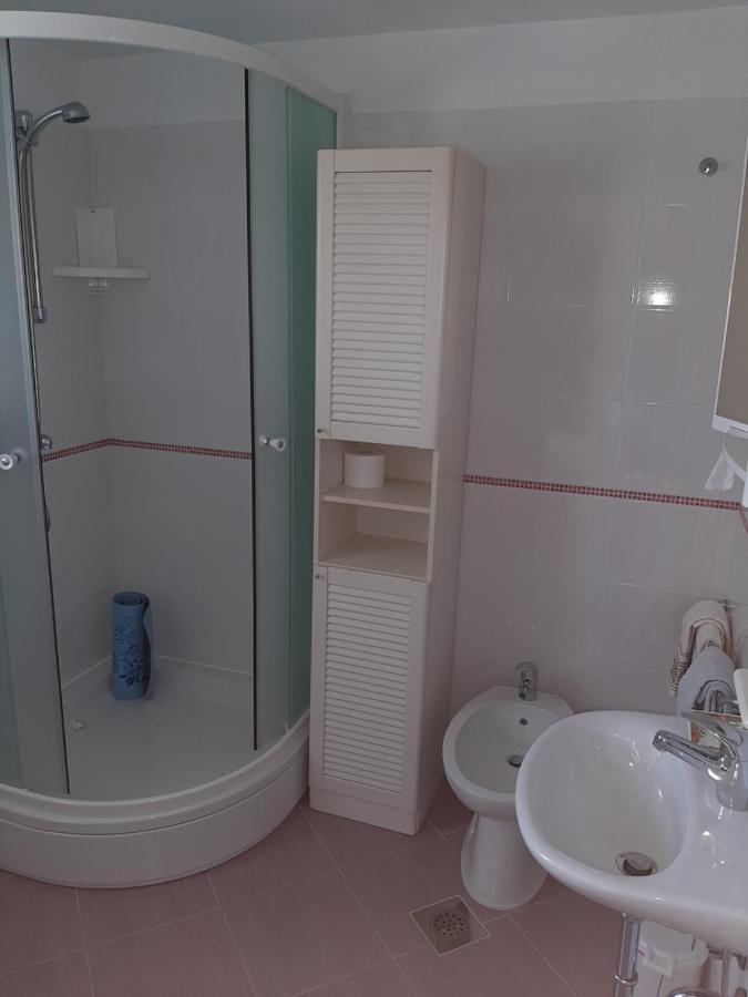 H-Elios Apartment Lovran Bagian luar foto